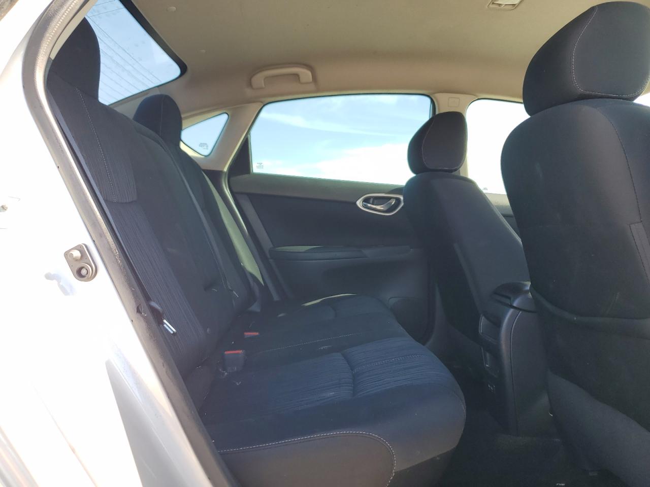 2018 Nissan Sentra - Image 10