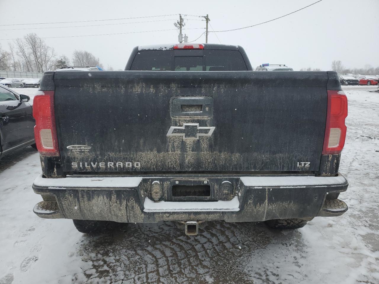 2017 Chevrolet Silverado - Image 6