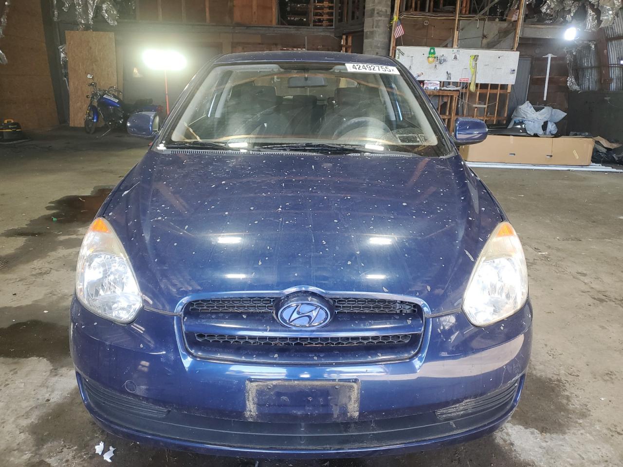 2010 Hyundai Accent - Image 5
