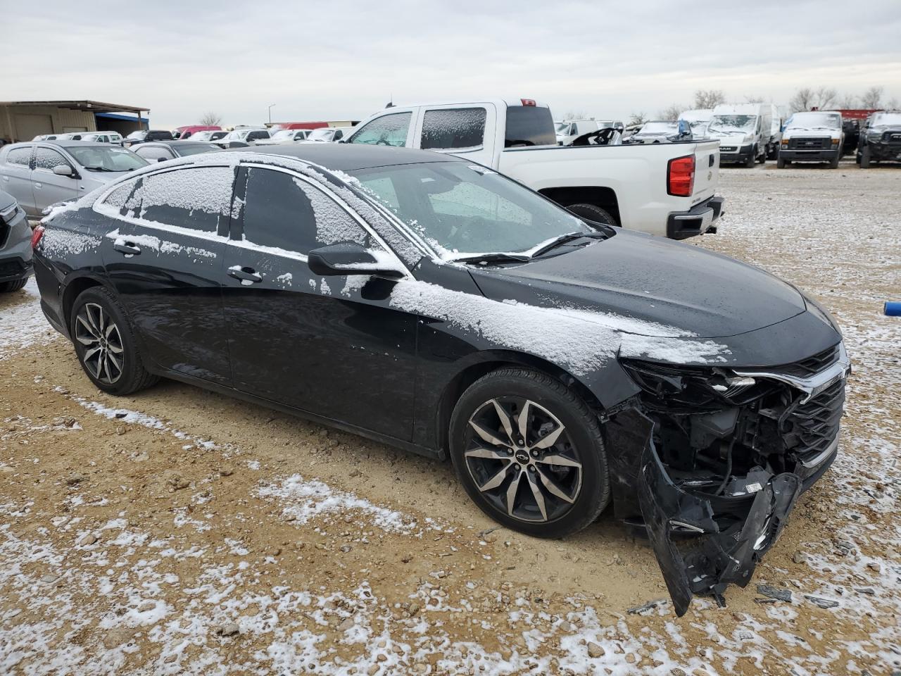 2022 Chevrolet Malibu - Image 4