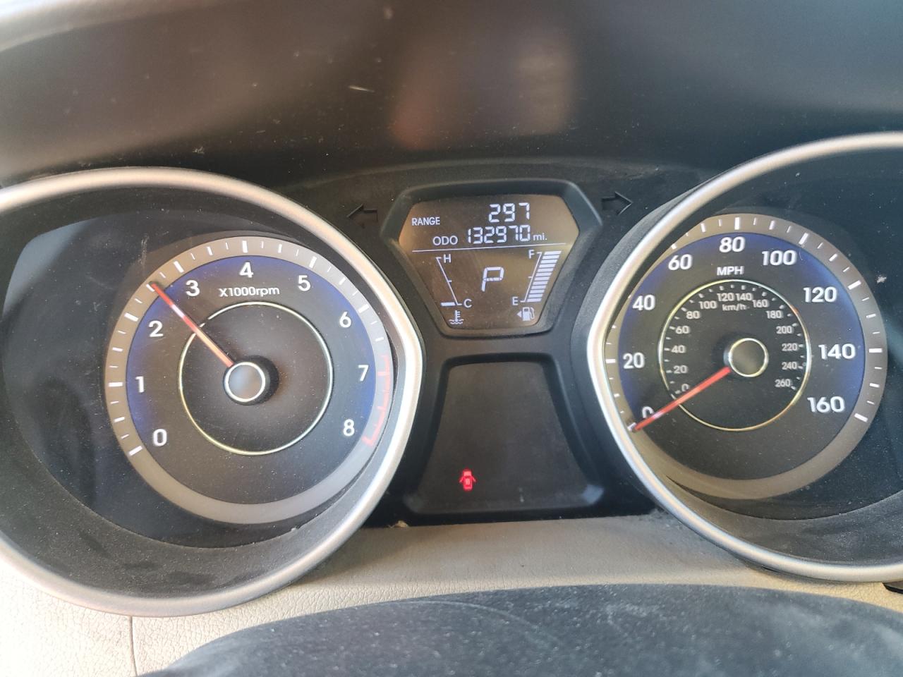 2011 Hyundai Elantra - Image 9