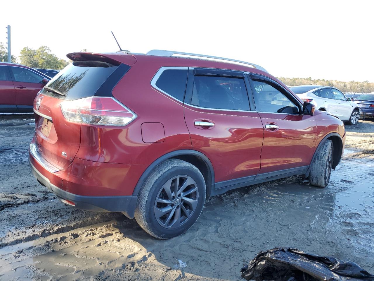 2016 Nissan Rogue - Image 3