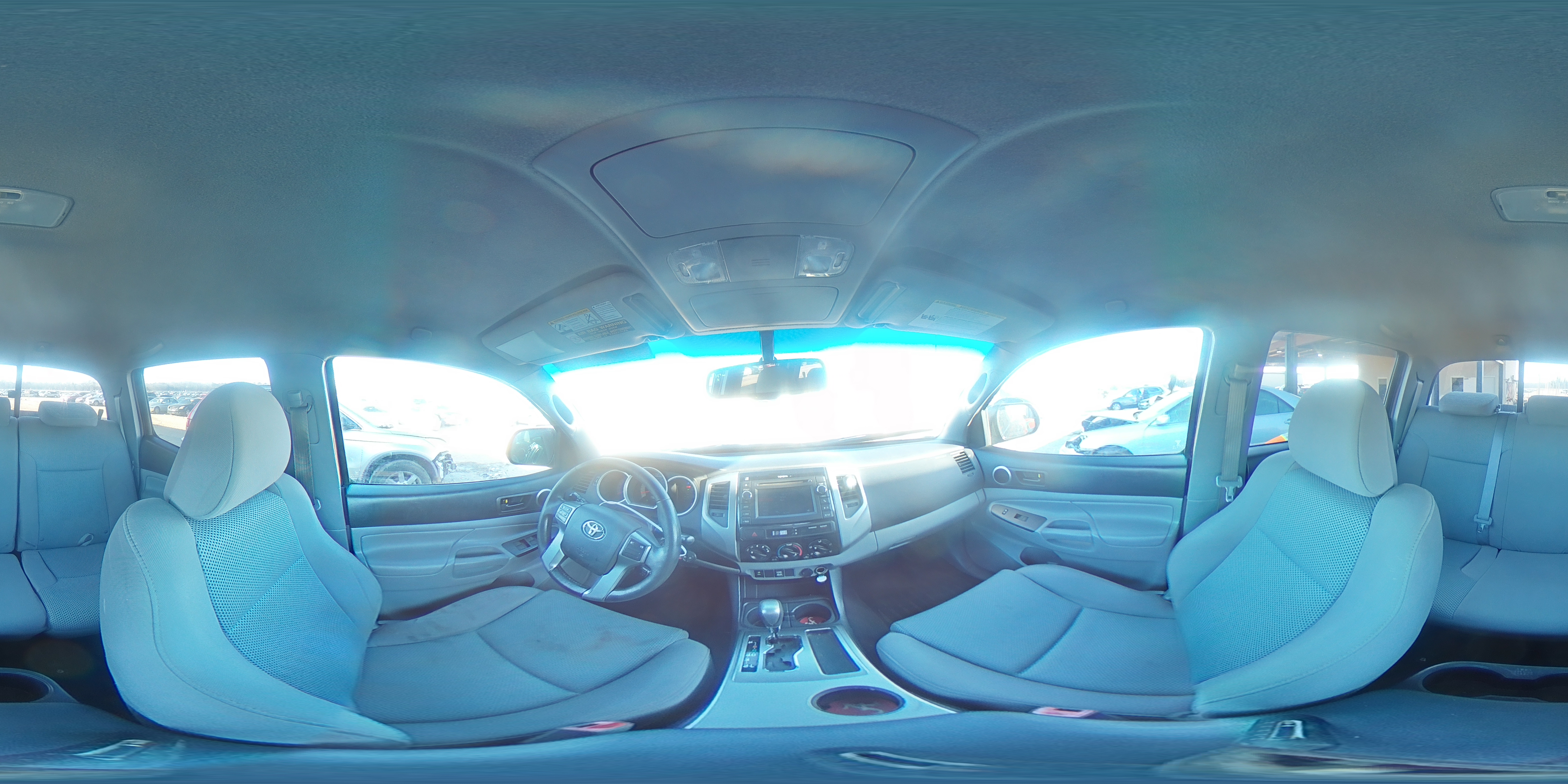 2013 Toyota Tacoma - Image 12