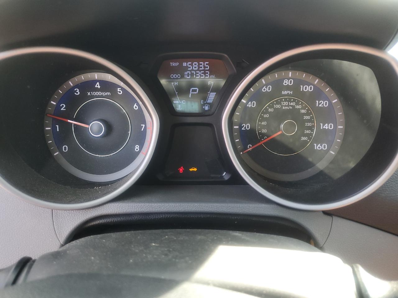 2011 Hyundai Elantra - Image 9