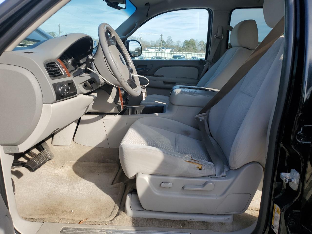 2007 Chevrolet Tahoe - Image 7