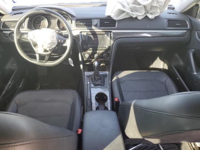 Седаны VOLKSWAGEN PASSAT 2016 Черный