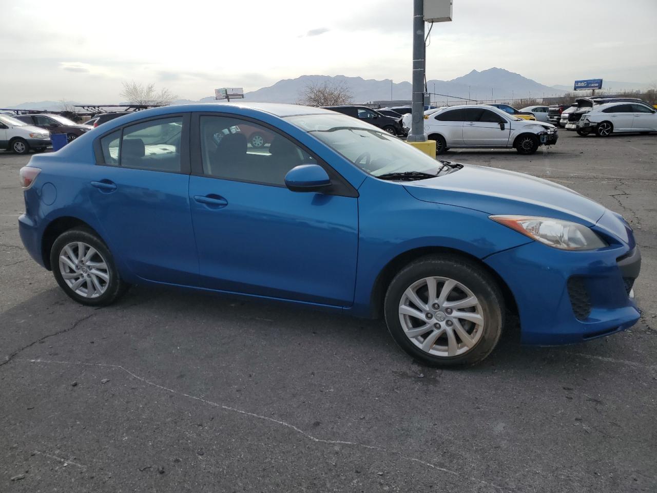 2012 Mazda 3 - Image 4