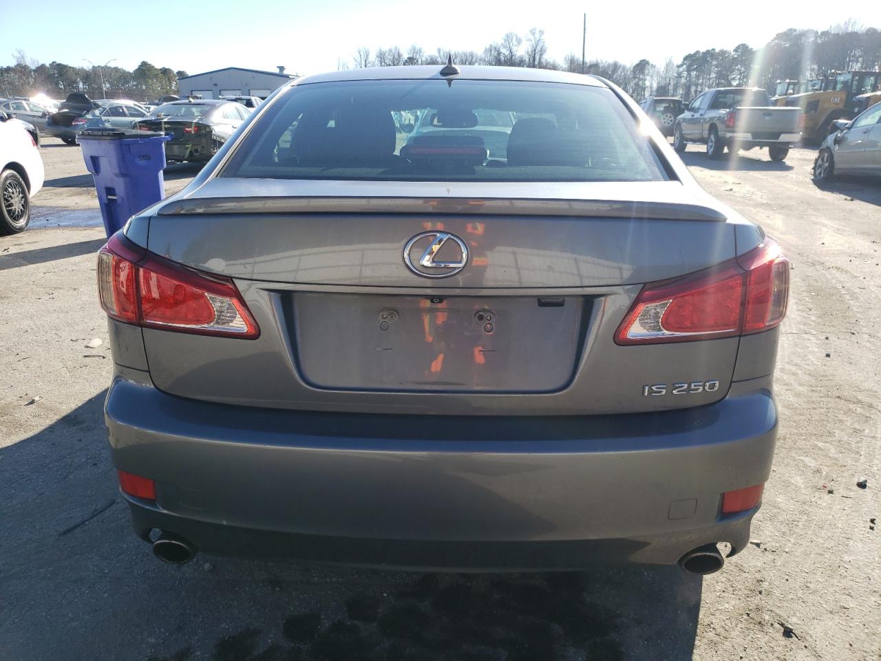2012 Lexus IS - Image 6