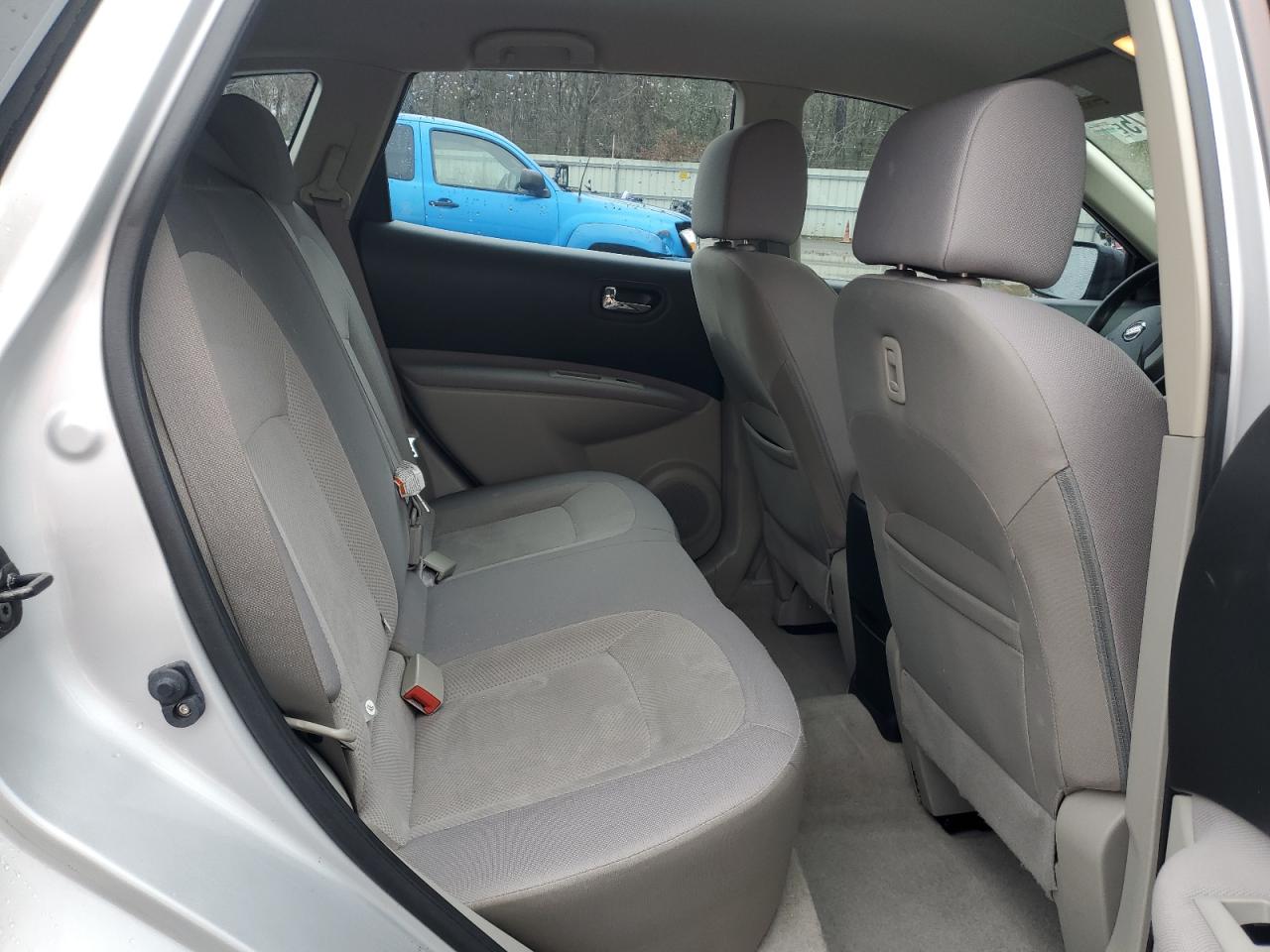 2013 Nissan Rogue - Image 11