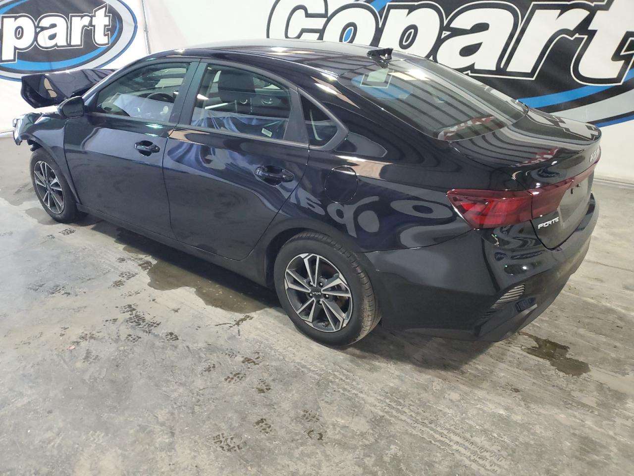 2024 Kia Forte - Image 2