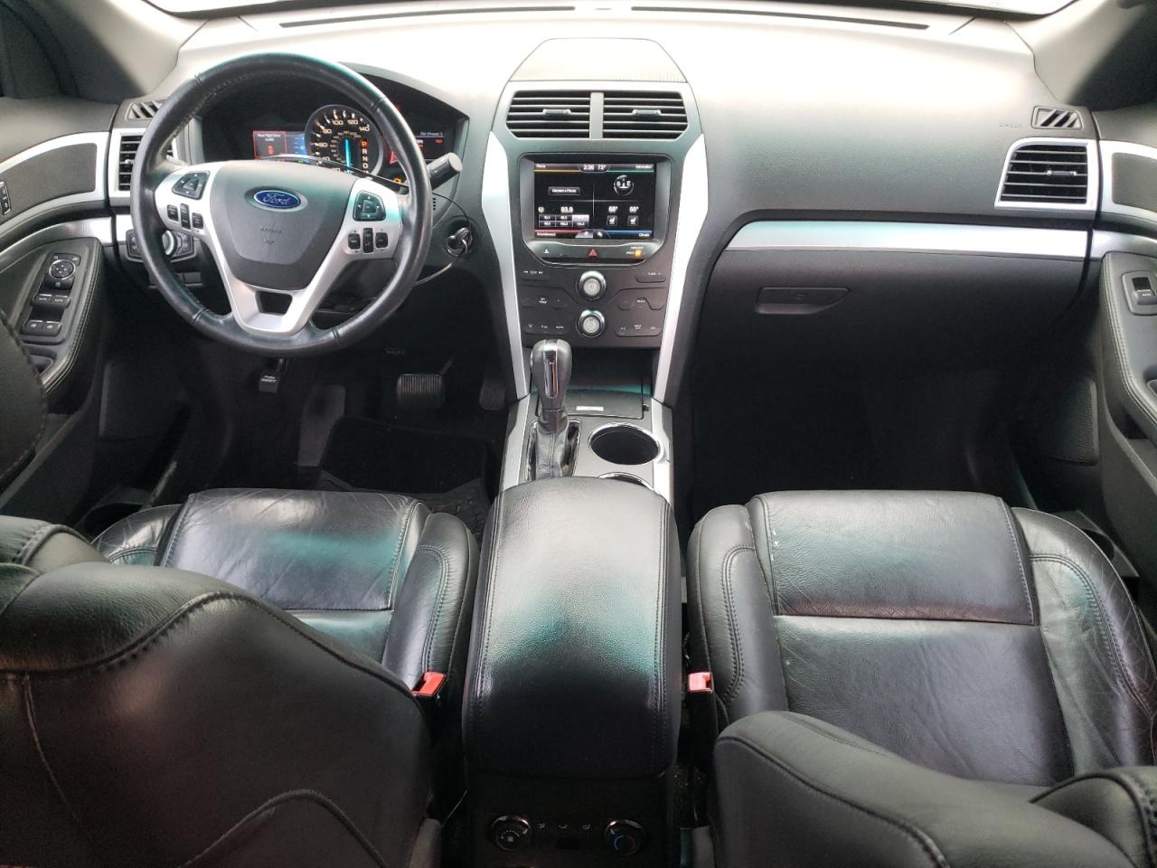 2014 Ford Explorer - Image 8