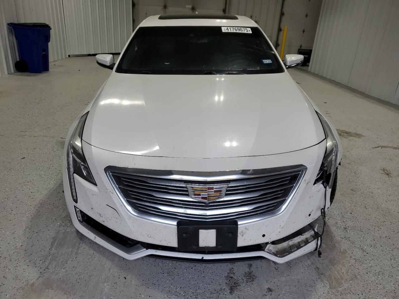 2016 Cadillac CT6 - Image 5