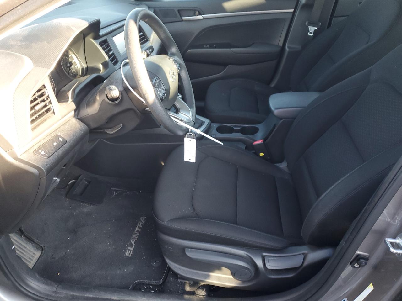 2020 Hyundai Elantra - Image 7
