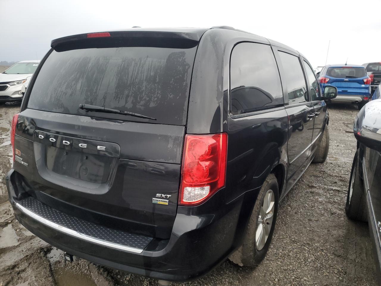 2016 Dodge Caravan - Image 3