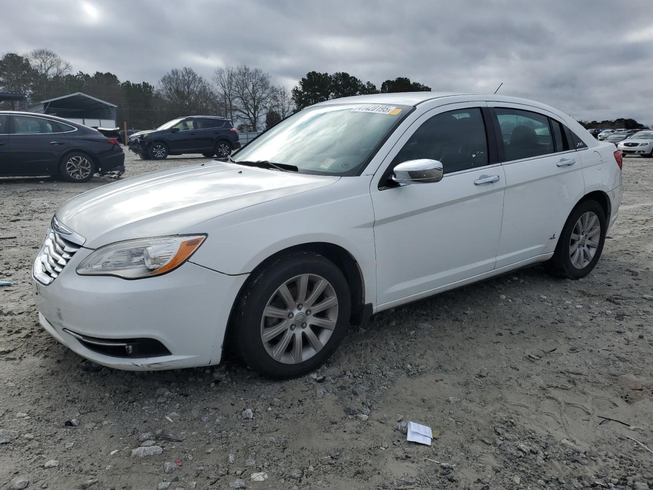 2014 CHRYSLER 200