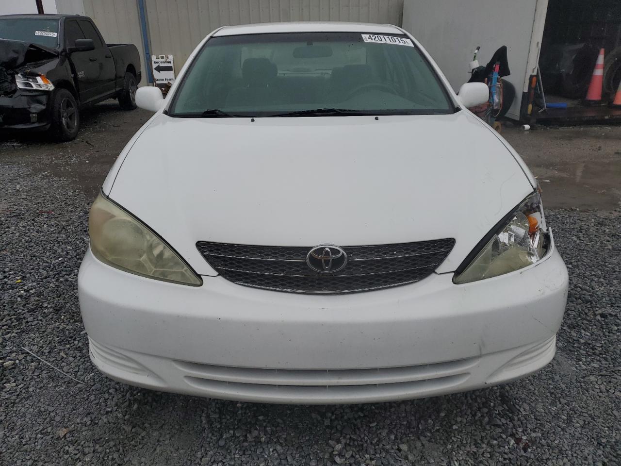 2004 Toyota Camry - Image 5