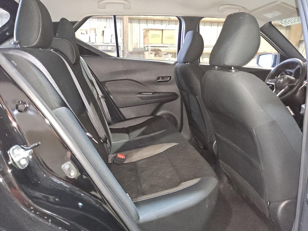 2020 Nissan Kicks - Image 10