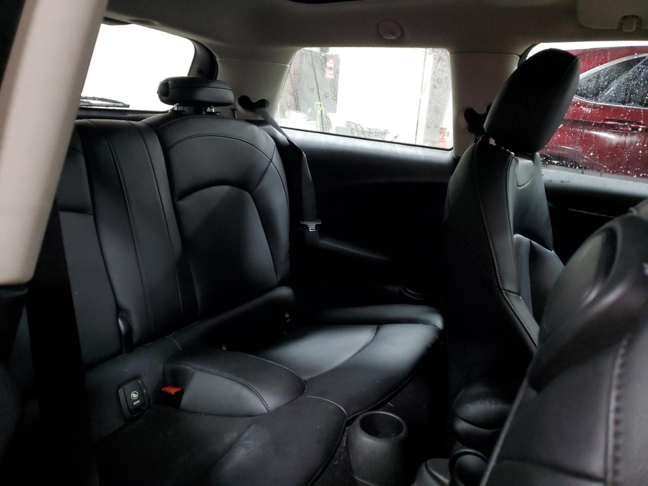 2016 MINI Cooper - Image 10