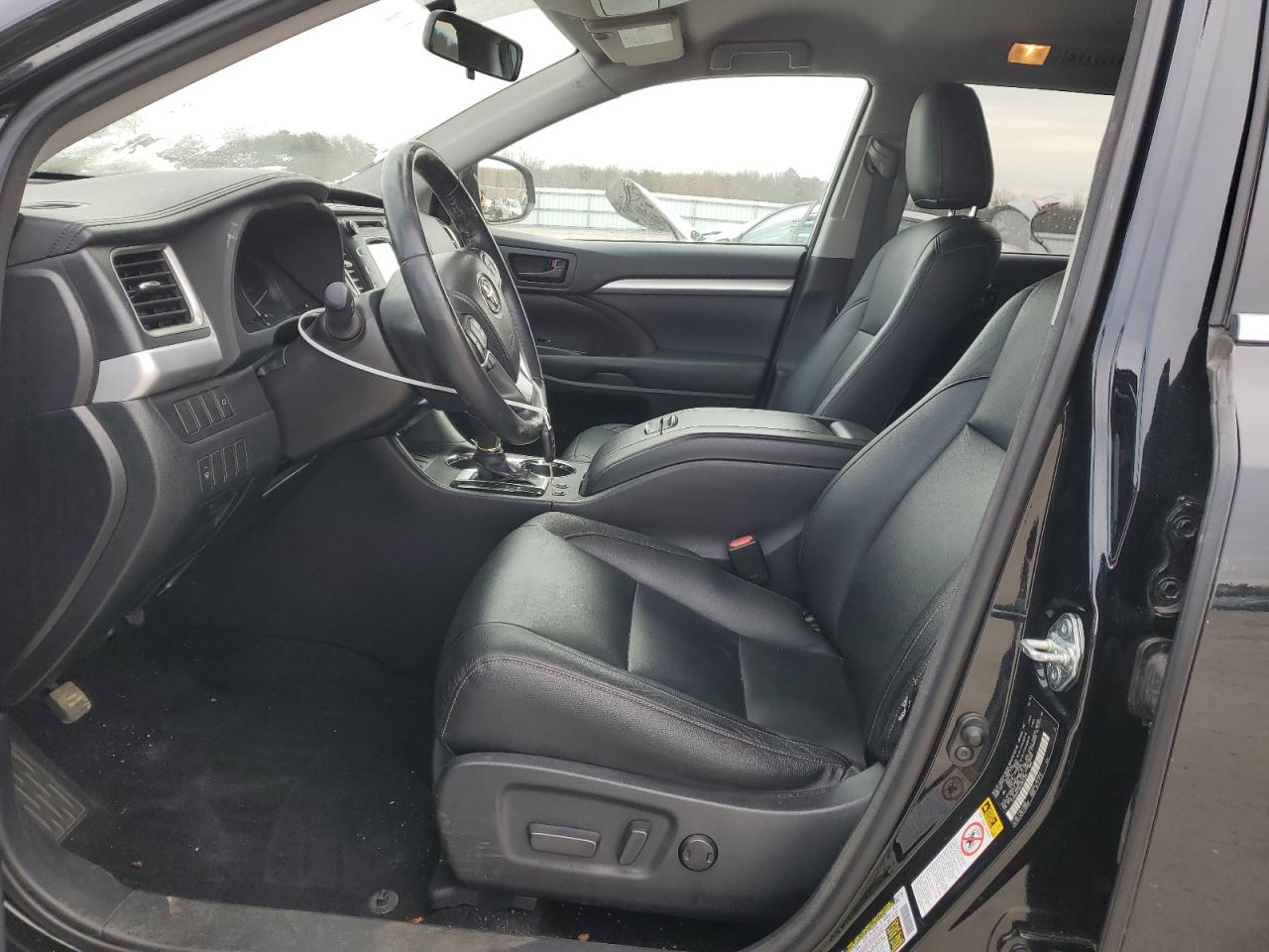 2014 Toyota Highlander - Image 7