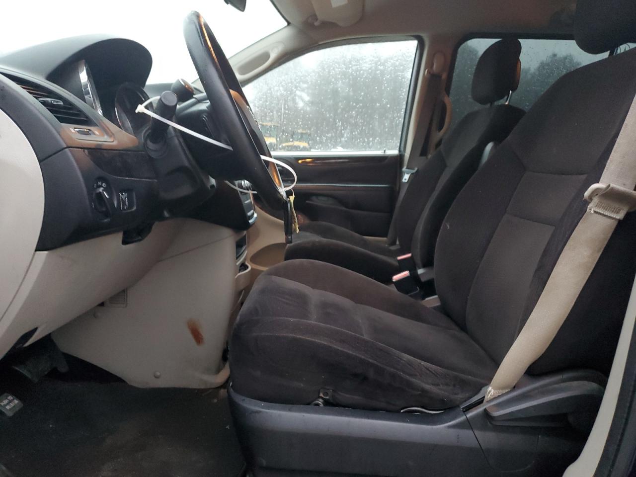 2014 Dodge Caravan - Image 7