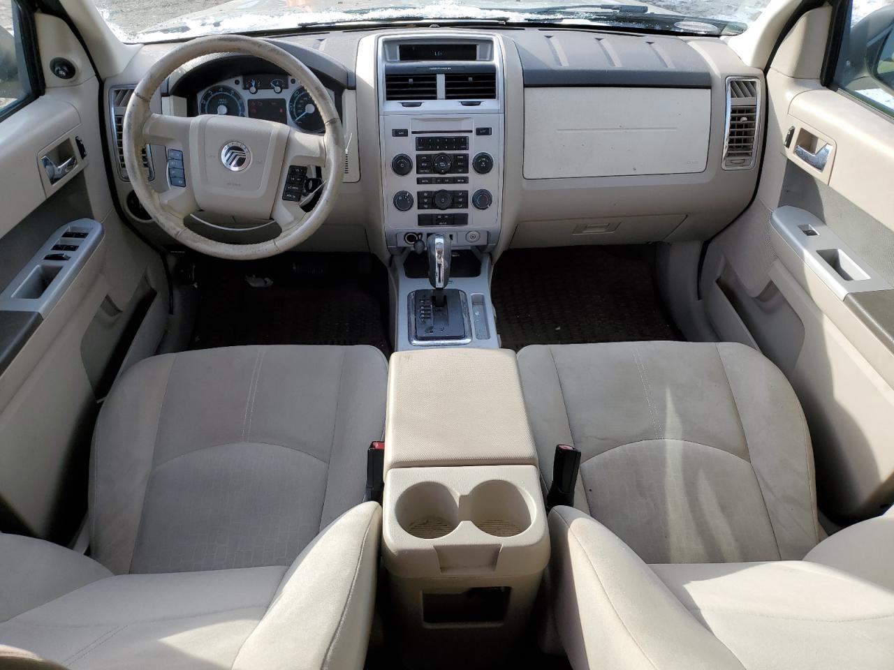 2010 Mercury Mariner - Image 8