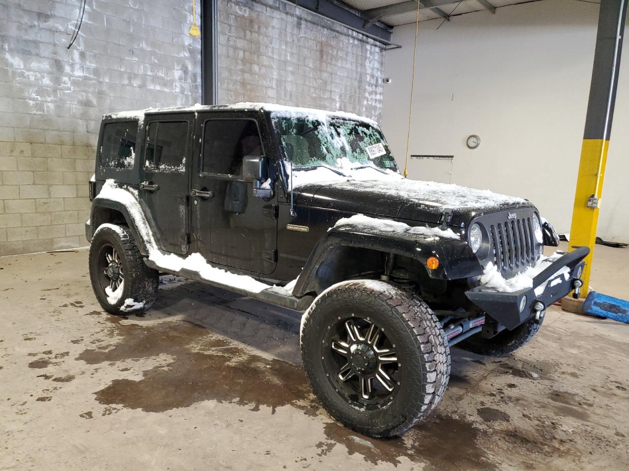 2016 Jeep Wrangler - Image 4