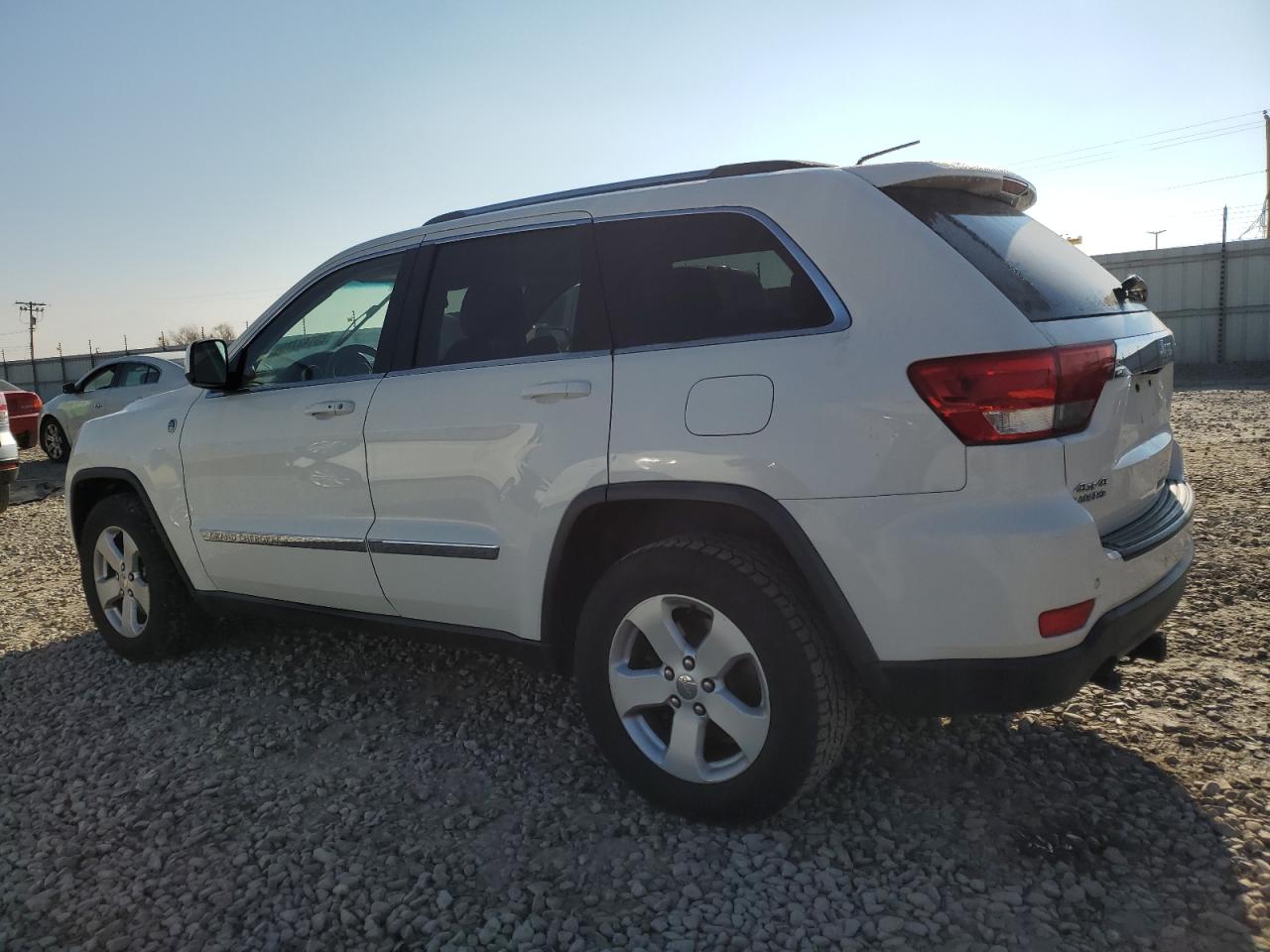 2011 Jeep Grand Cherokee - Image 2