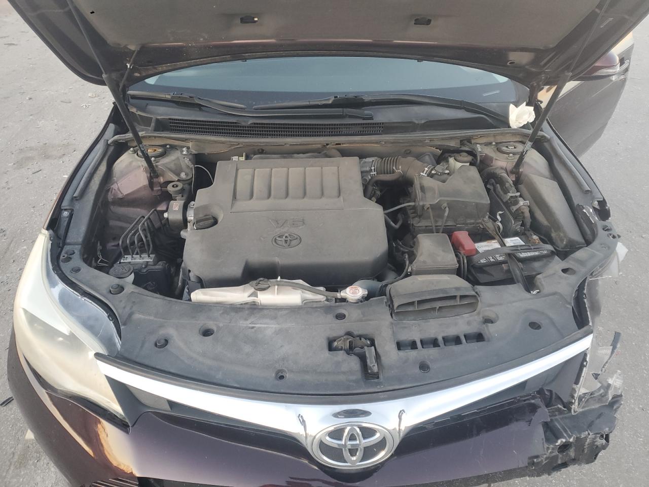 2016 Toyota Avalon - Image 11