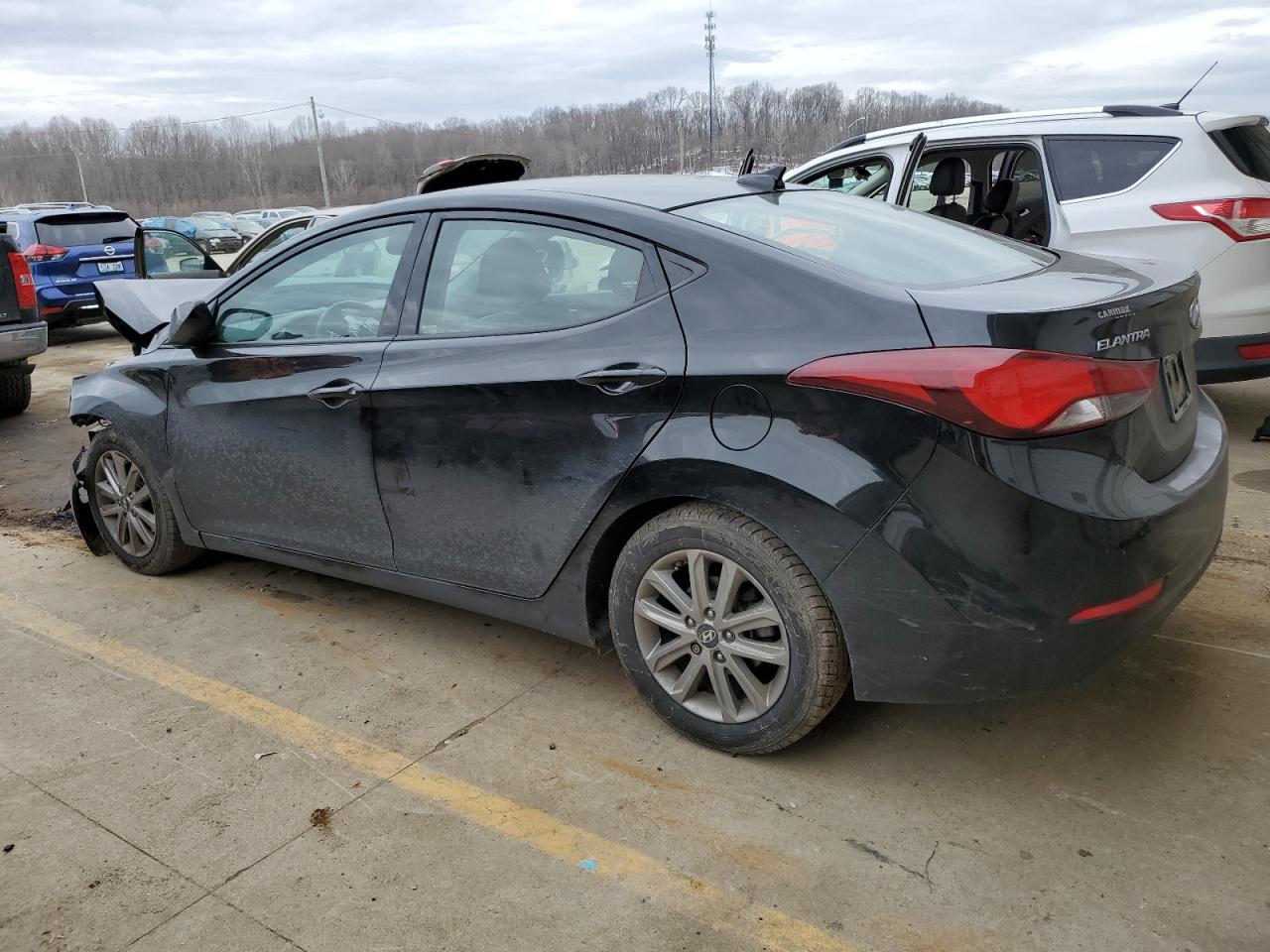 2016 Hyundai Elantra - Image 2