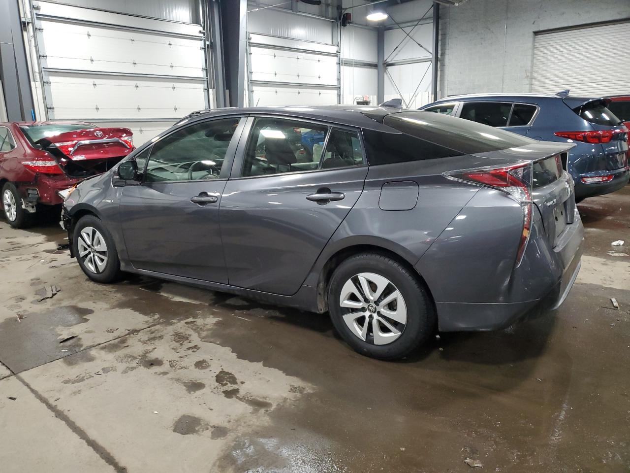 2017 Toyota Prius - Image 2