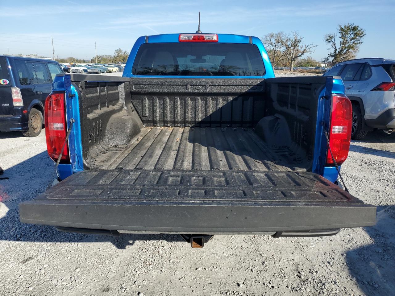 2022 Chevrolet Colorado - Image 6