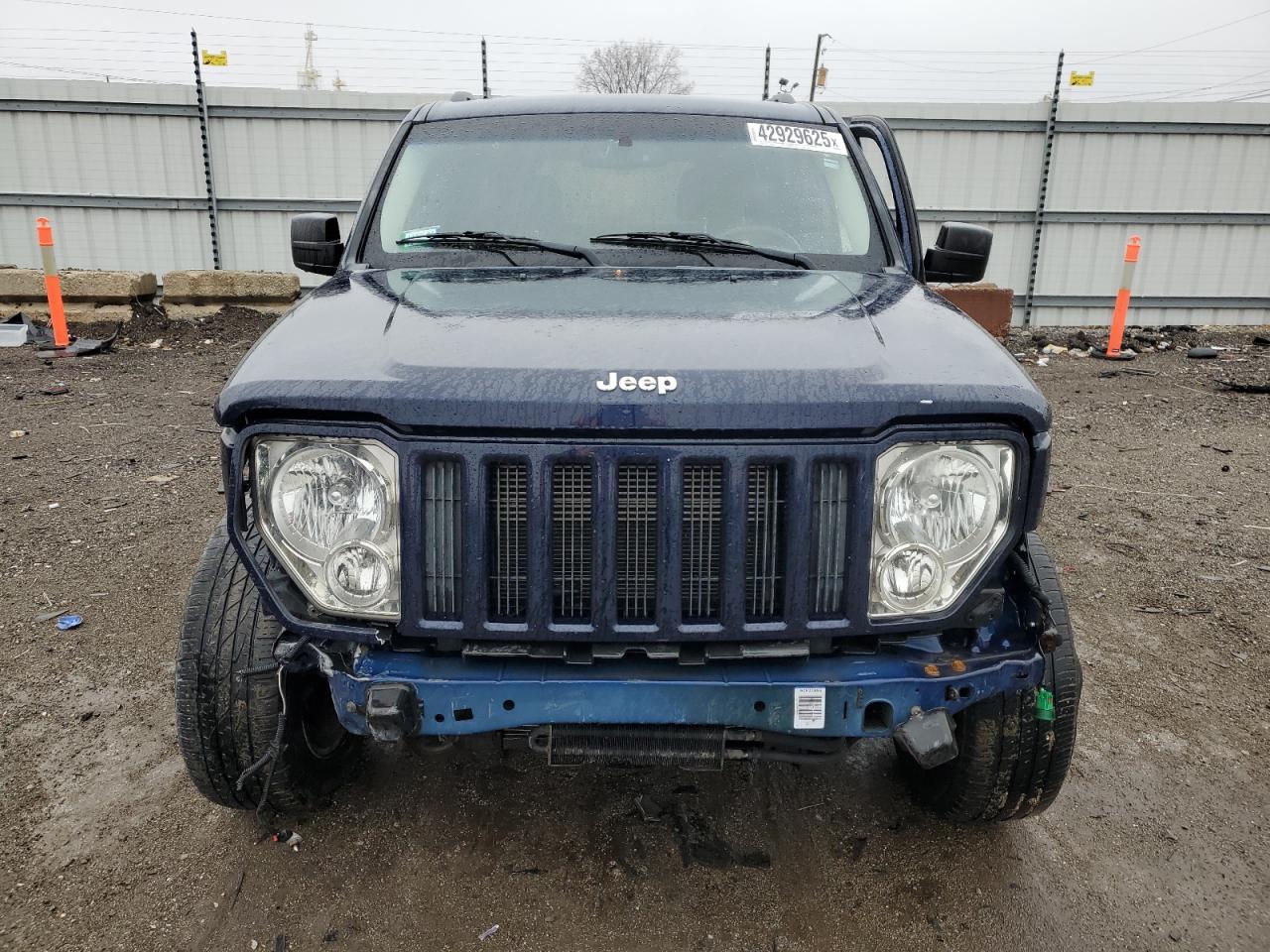 2012 Jeep Liberty (North America) - Image 5