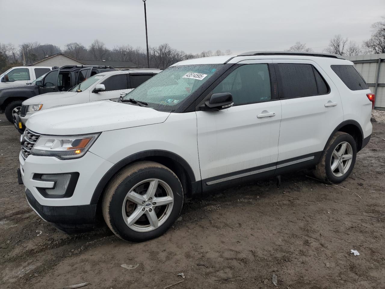 2016 Ford Explorer - Image 1