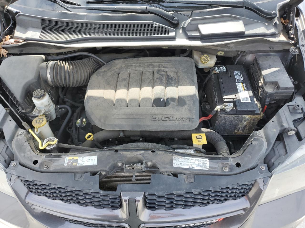 2019 Dodge Caravan - Image 12