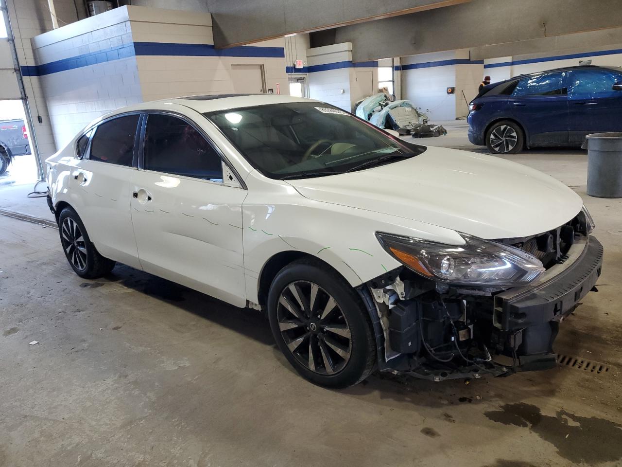 2018 Nissan Altima - Image 4