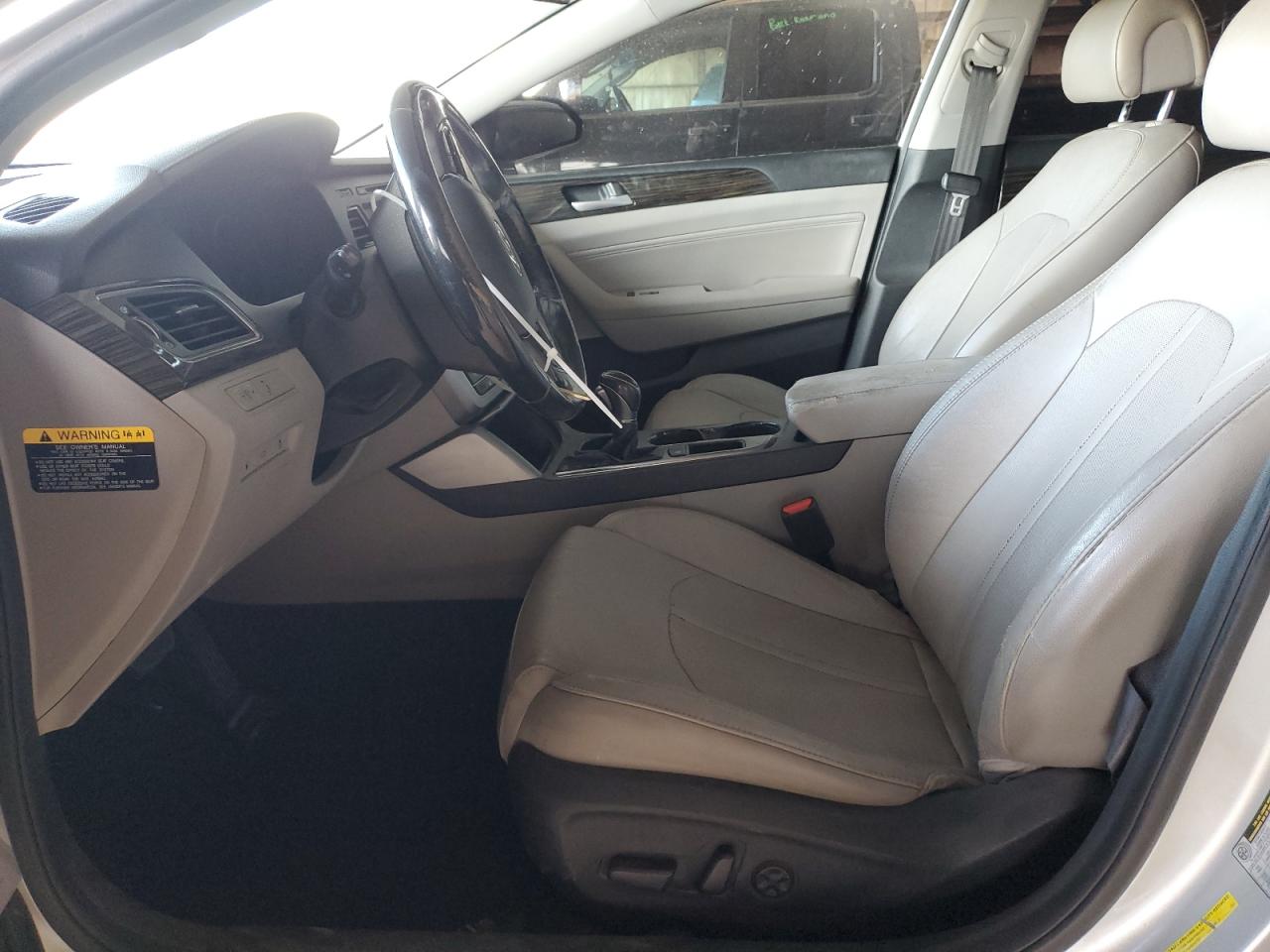 2016 Hyundai Sonata - Image 7