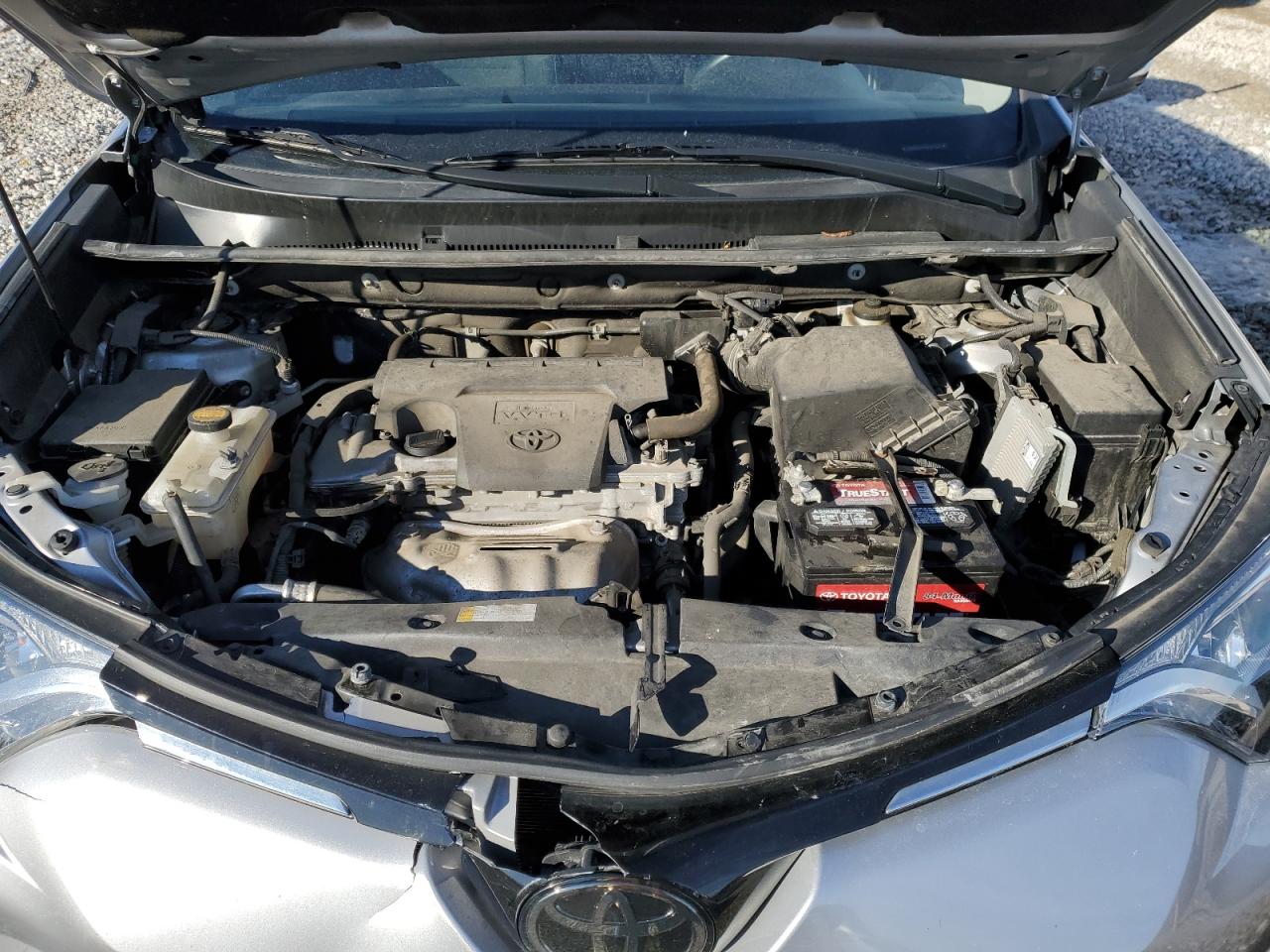 2016 Toyota RAV 4 - Image 12