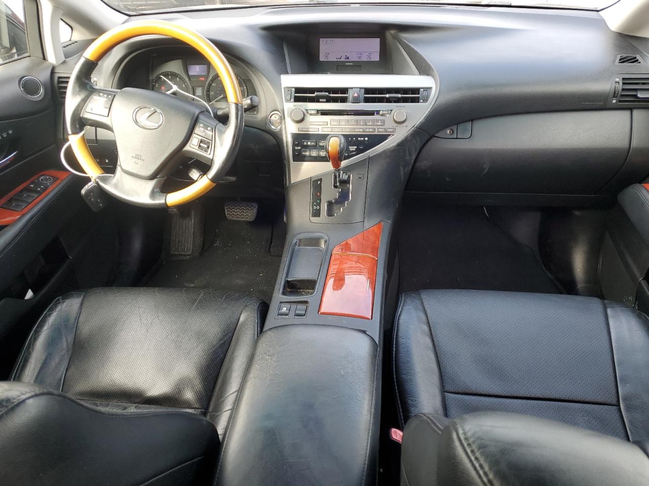 2010 Lexus RX - Image 8