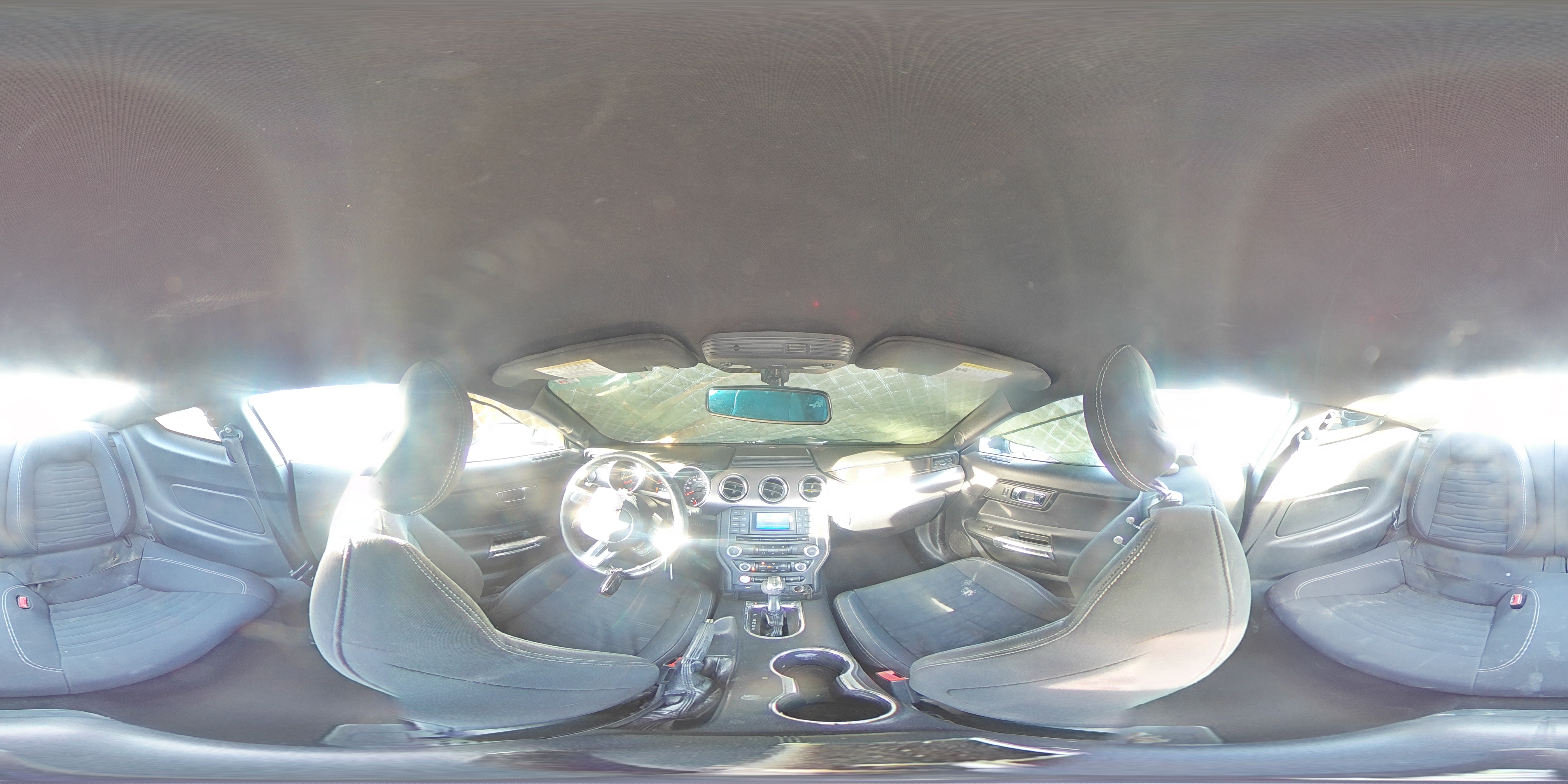 2015 Ford Mustang - Image 13