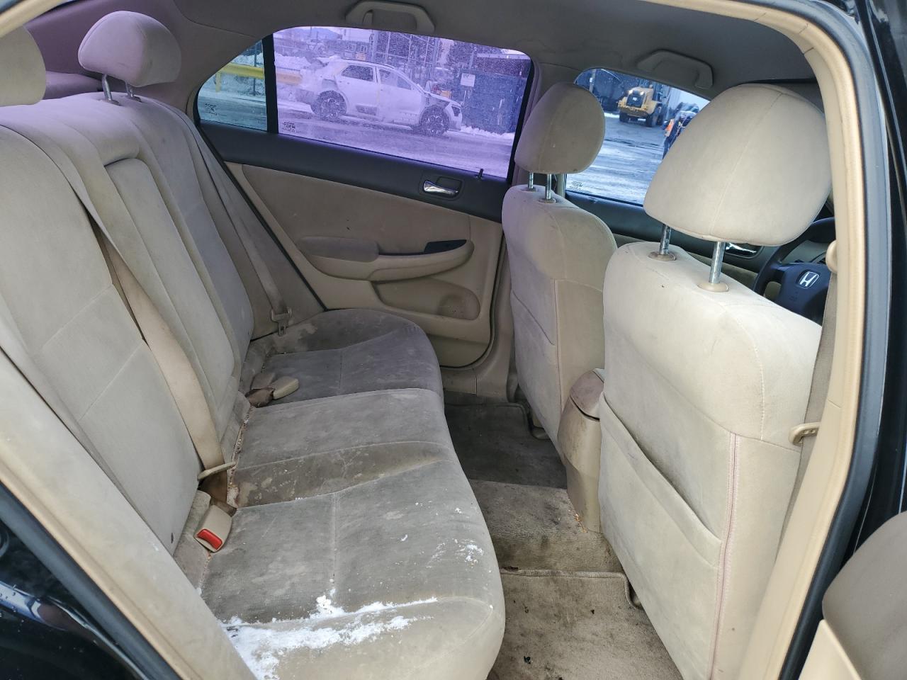 2003 Honda Accord - Image 10