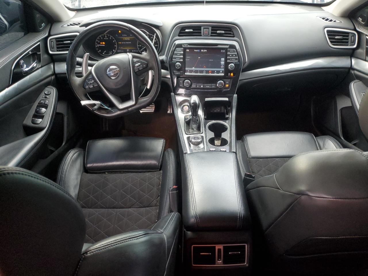 2017 Nissan Maxima - Image 8