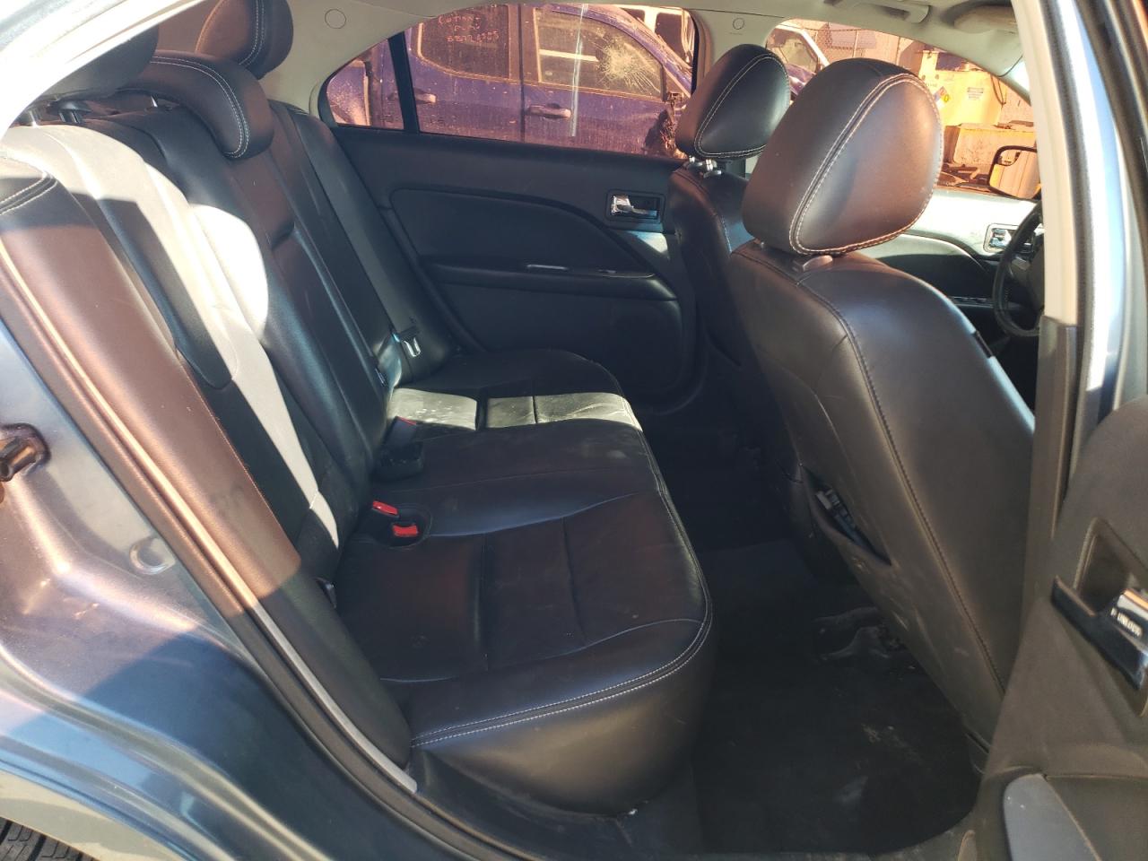 2012 Ford Fusion - Image 10