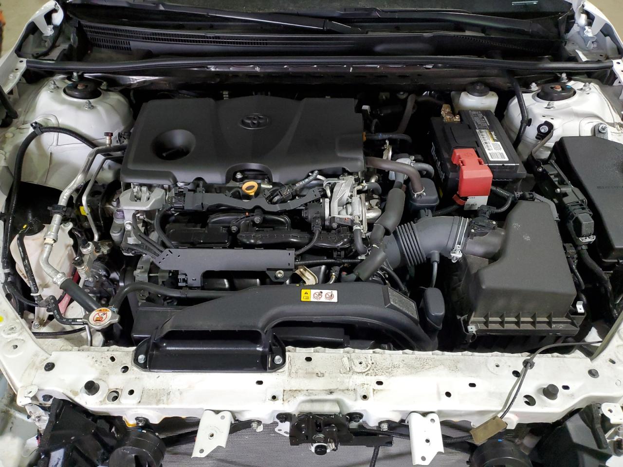 2020 Toyota Camry - Image 11