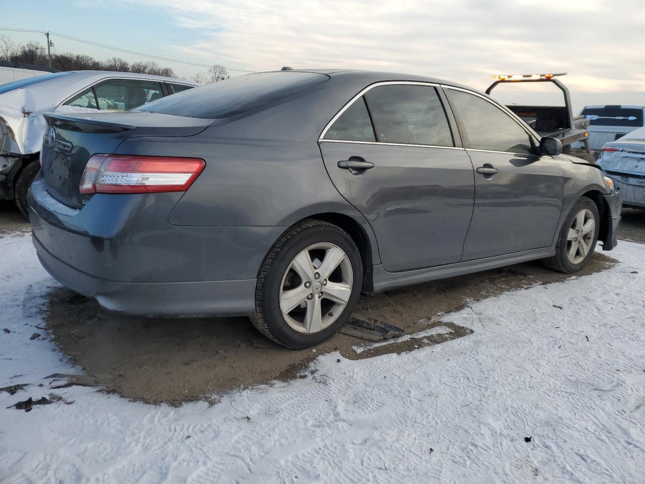 2011 Toyota Camry - Image 3