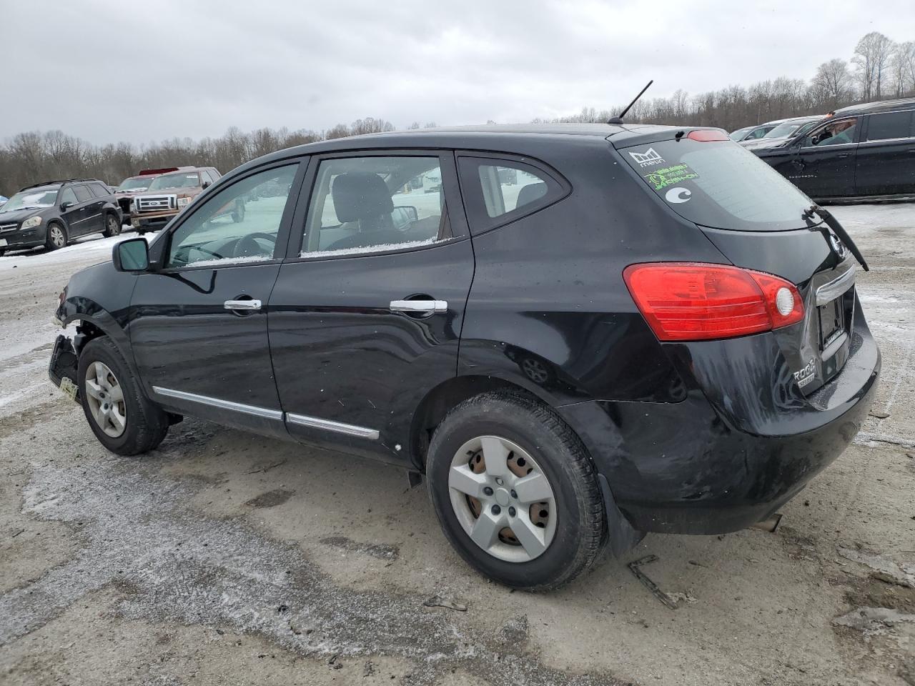 2014 Nissan Rogue - Image 2