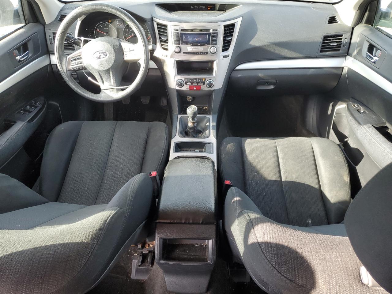 2013 Subaru Outback - Image 8