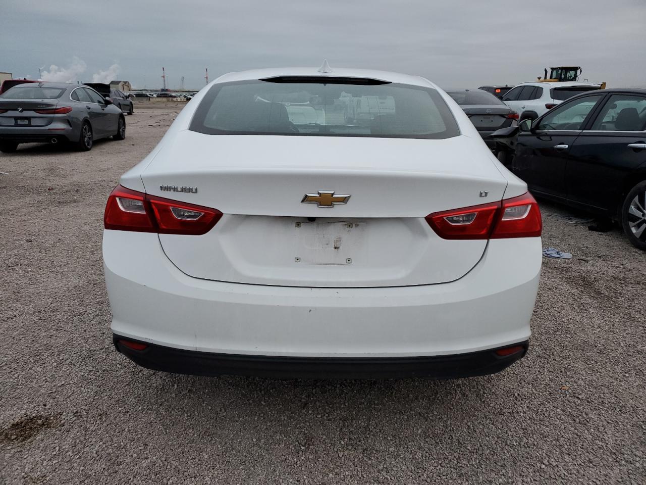 2023 Chevrolet Malibu - Image 6