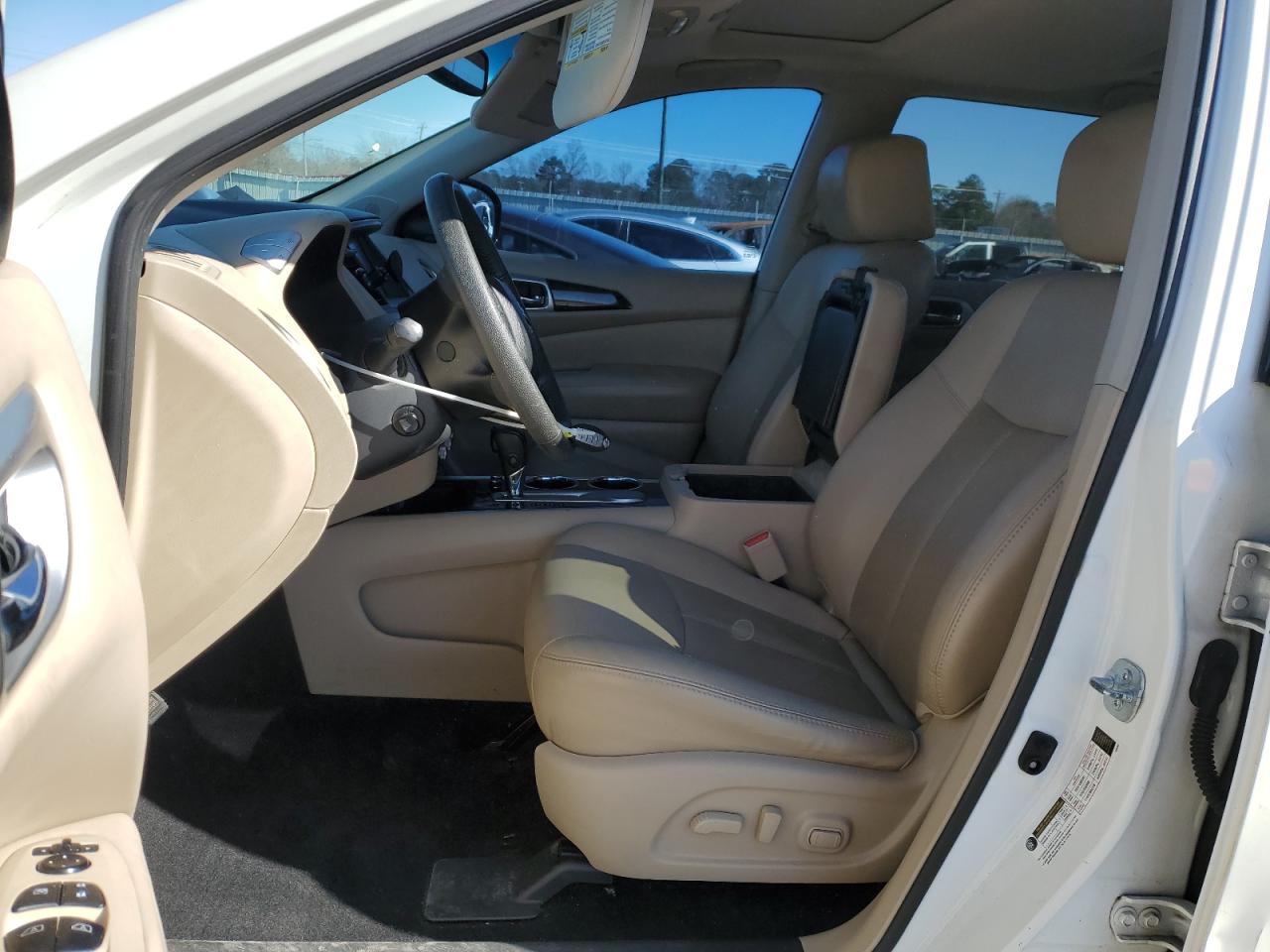 2016 Nissan Pathfinder - Image 7