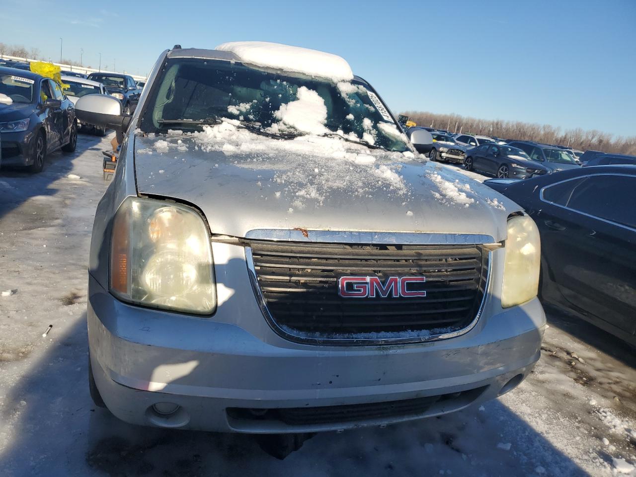 2011 GMC Yukon - Image 5