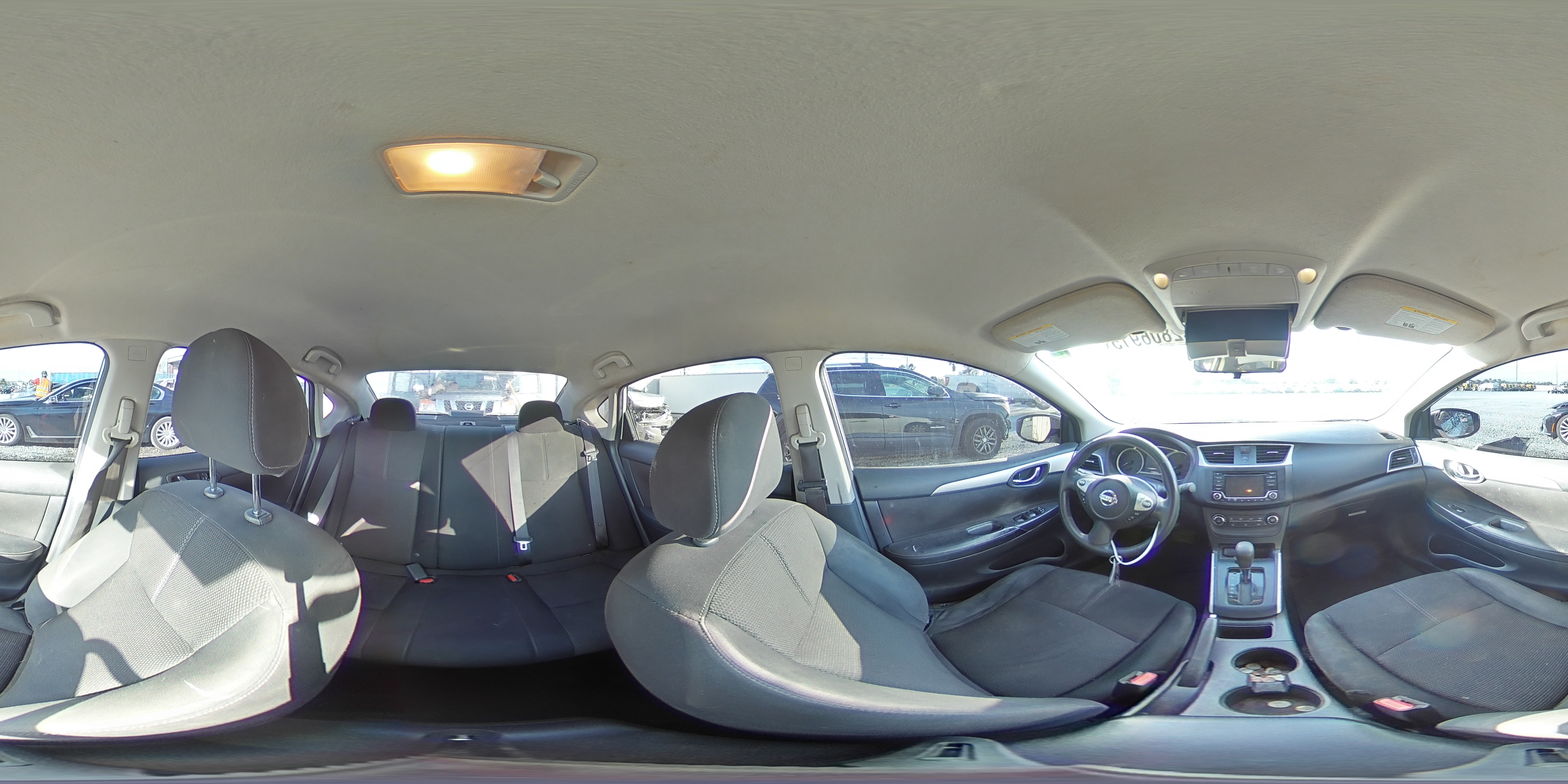2018 Nissan Sentra - Image 15